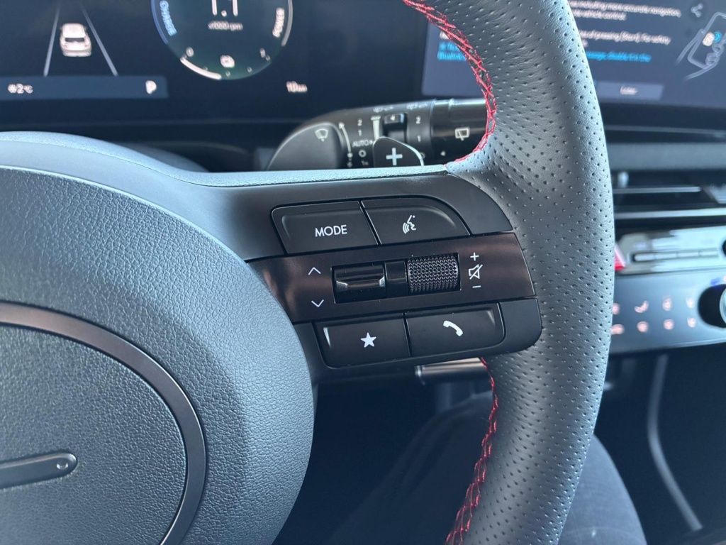 HYUNDAI Tucson N-Line X HEV 2WD - ref: 7-70506 - Photo 19