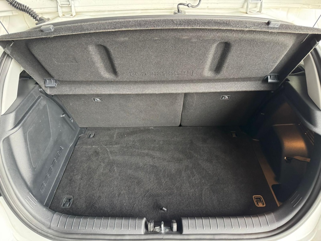 HYUNDAI i20 Comfort 1.0 T-GDI Automatik - ref: 7-70606 - Photo 8