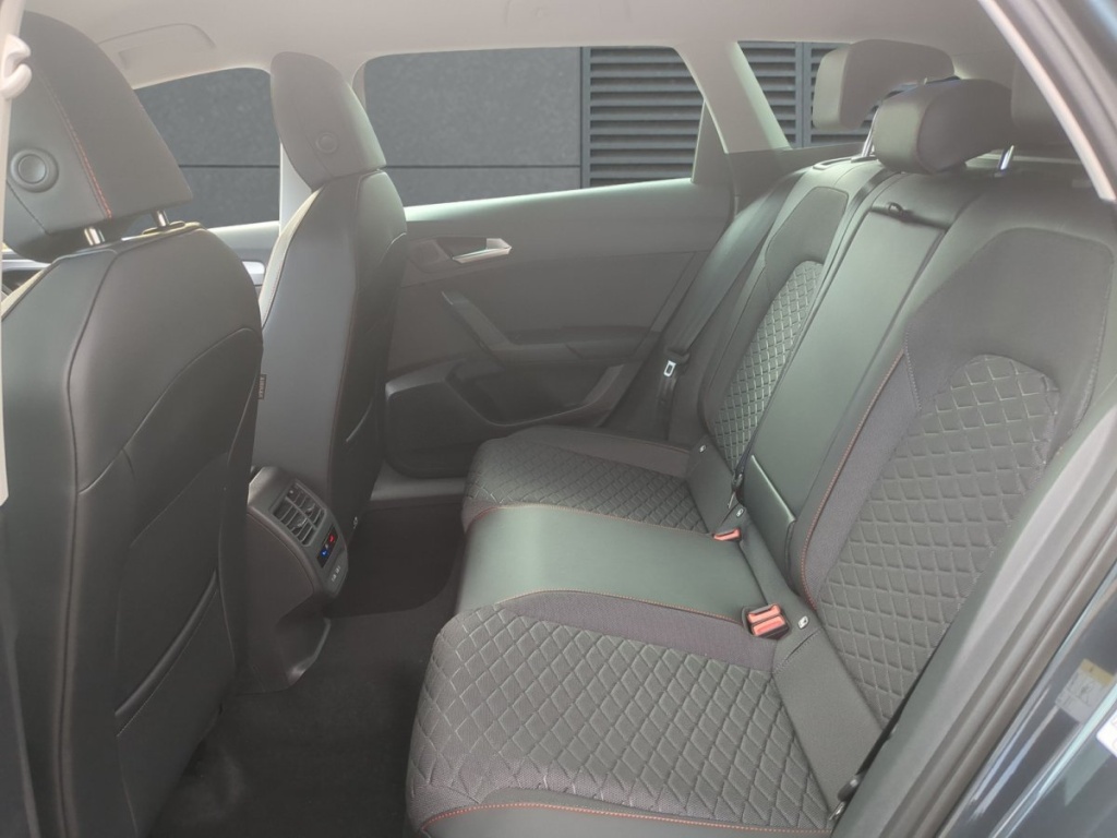 SEAT Leon FR 1.5 eTSI 110 kW DSG - ref: 7-70839 - Photo 6