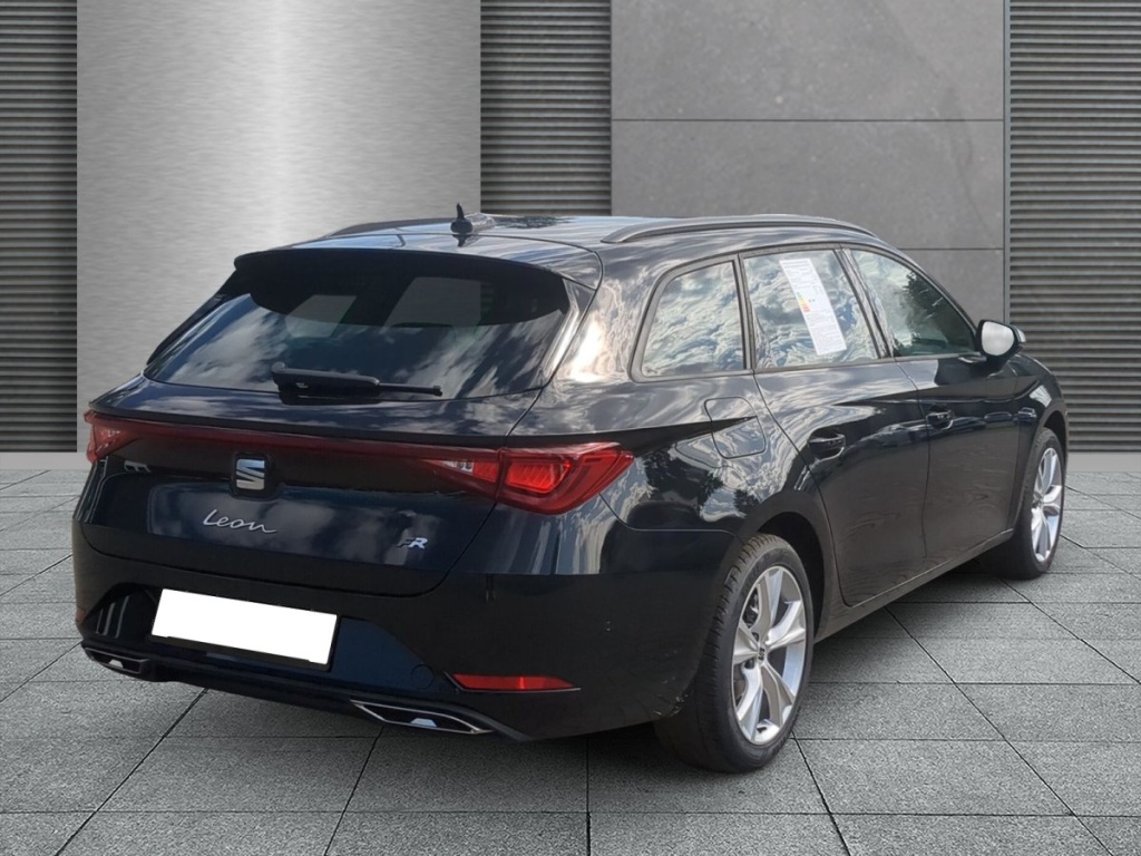 SEAT Leon FR 1.5 eTSI DSG - ref: 7-71086 - Photo 3