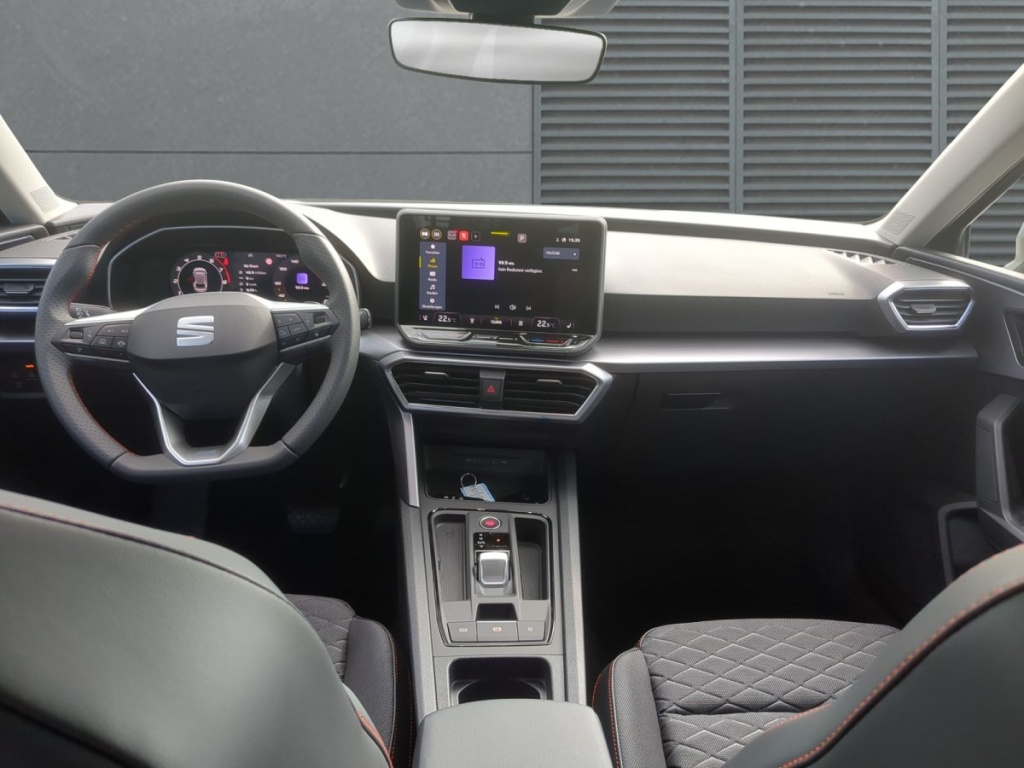 SEAT Leon FR 1.5 eTSI DSG - ref: 7-71086 - Photo 5