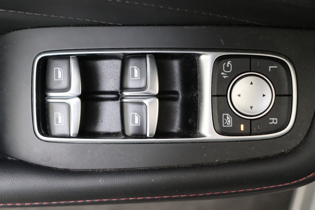 MG EHS Luxury PHEV 1.5 6AT 2WD - ref: 7-71208 - Photo 17