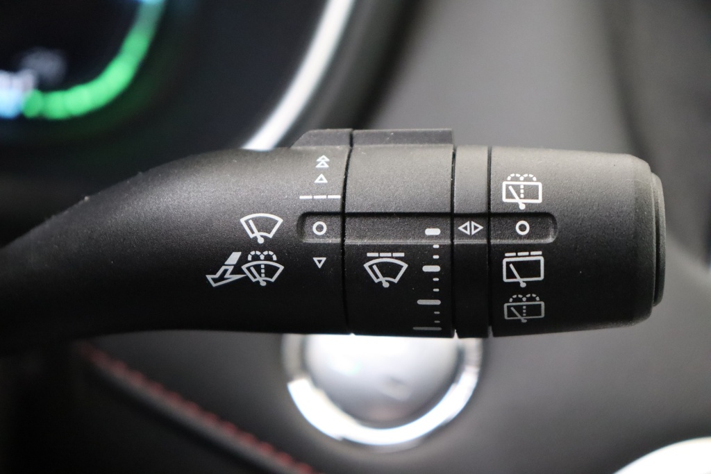 MG EHS Luxury PHEV 1.5 6AT 2WD - ref: 7-71209 - Photo 20
