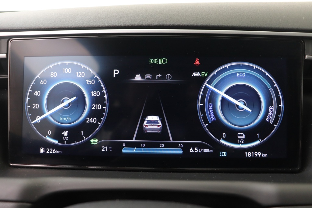 HYUNDAI Tucson Feel Smart 1.6 T-Gdi 6AT 4WD - ref: 7-71215 - Photo 20