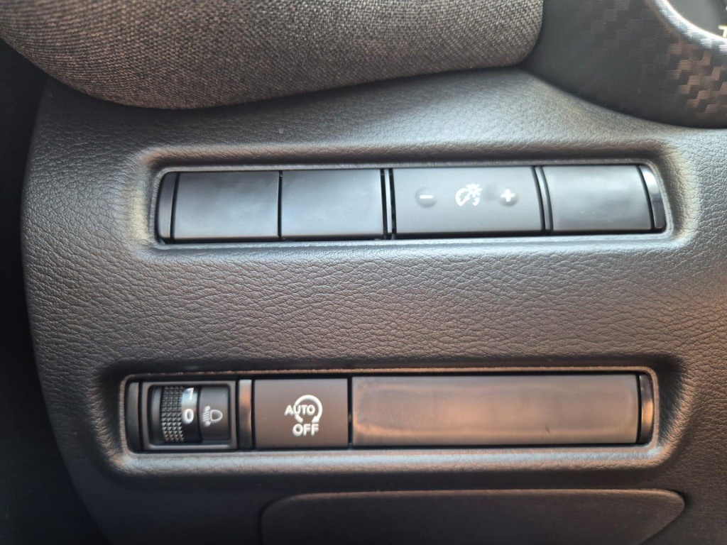 NISSAN Juke Acenta 1.0 Gasoline 114hp - ref: 7-71912 - Photo 14
