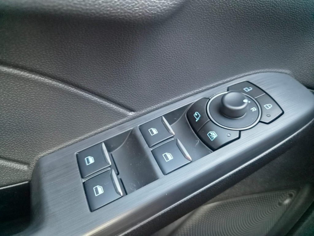 FORD Kuga Titanium 2.5 Plug-in Hybrid Gasoline 242hp - ref: 7-72175 - Photo 14