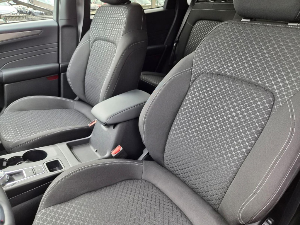 FORD Kuga Titanium 2.5 Plug-in Hybrid Gasoline 242hp - ref: 7-72182 - Photo 13