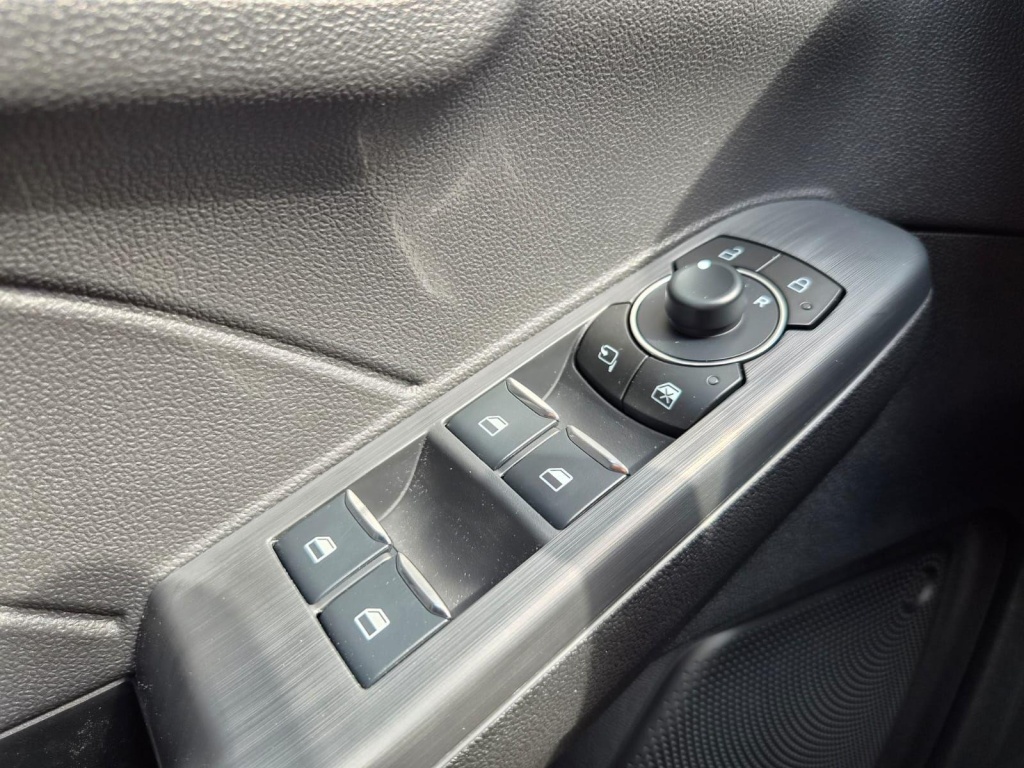 FORD Kuga Titanium 2.5 Plug-in Hybrid Gasoline 242hp - ref: 7-72183 - Photo 16