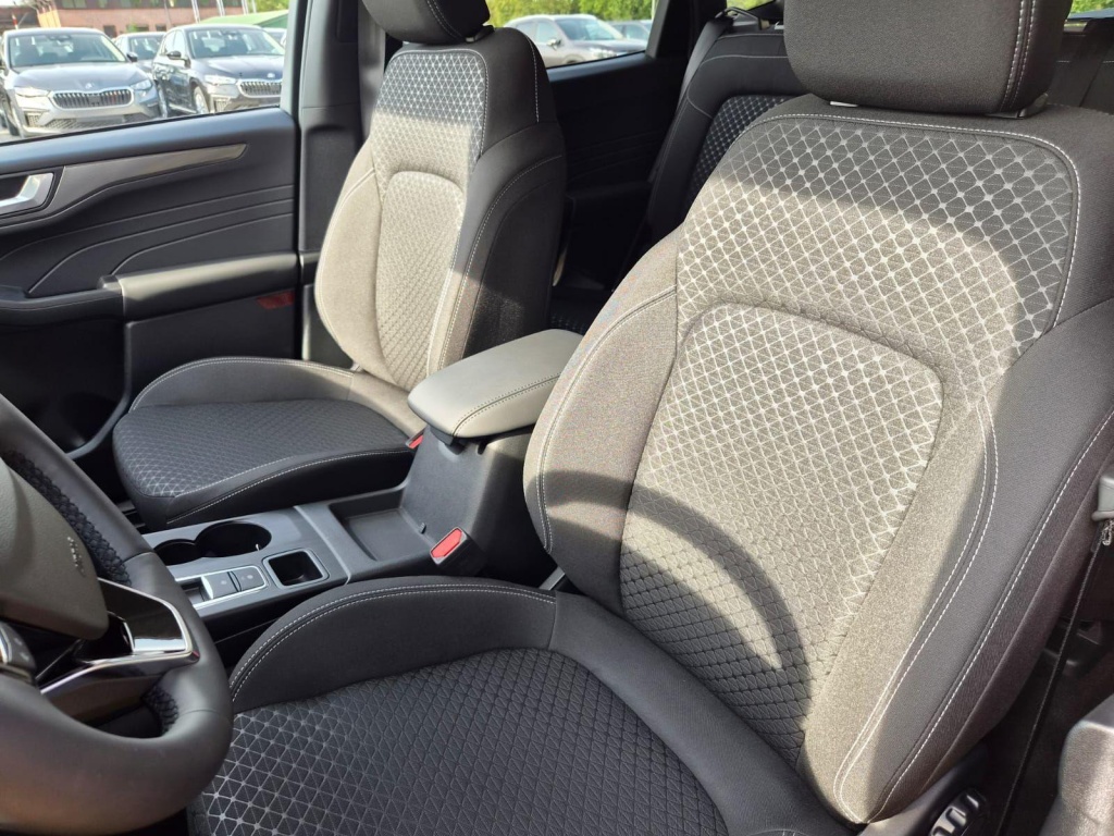 FORD Kuga Titanium 2.5 Plug-in Hybrid Gasoline 242hp - ref: 7-72187 - Photo 11