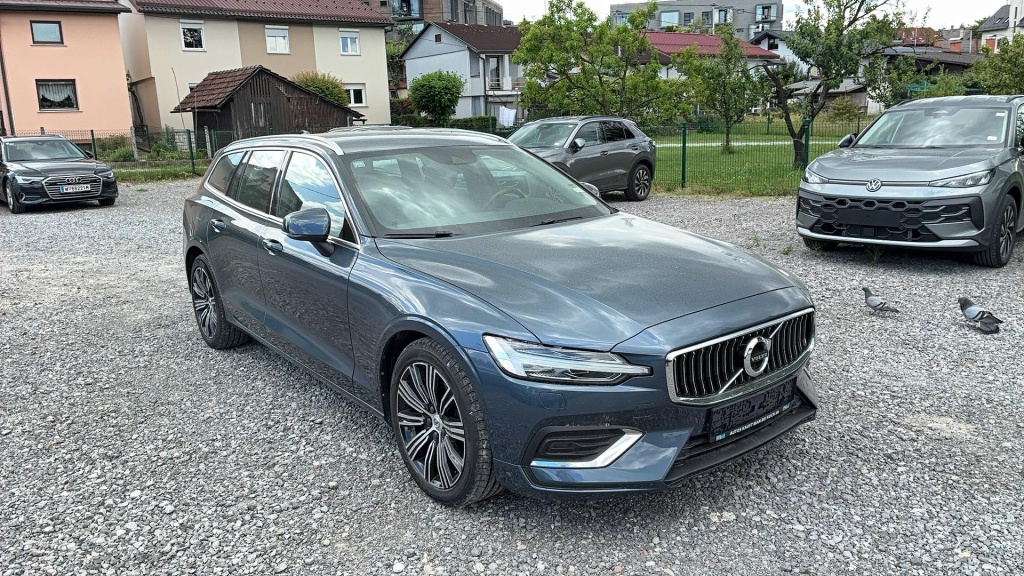 VOLVO V60 Inscription B4 197HP Geartronic - ref: 7-72239 - Photo 3
