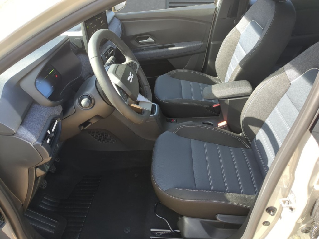 DACIA Sandero Journey TCe 100 - ref: 7-72324 - Photo 4