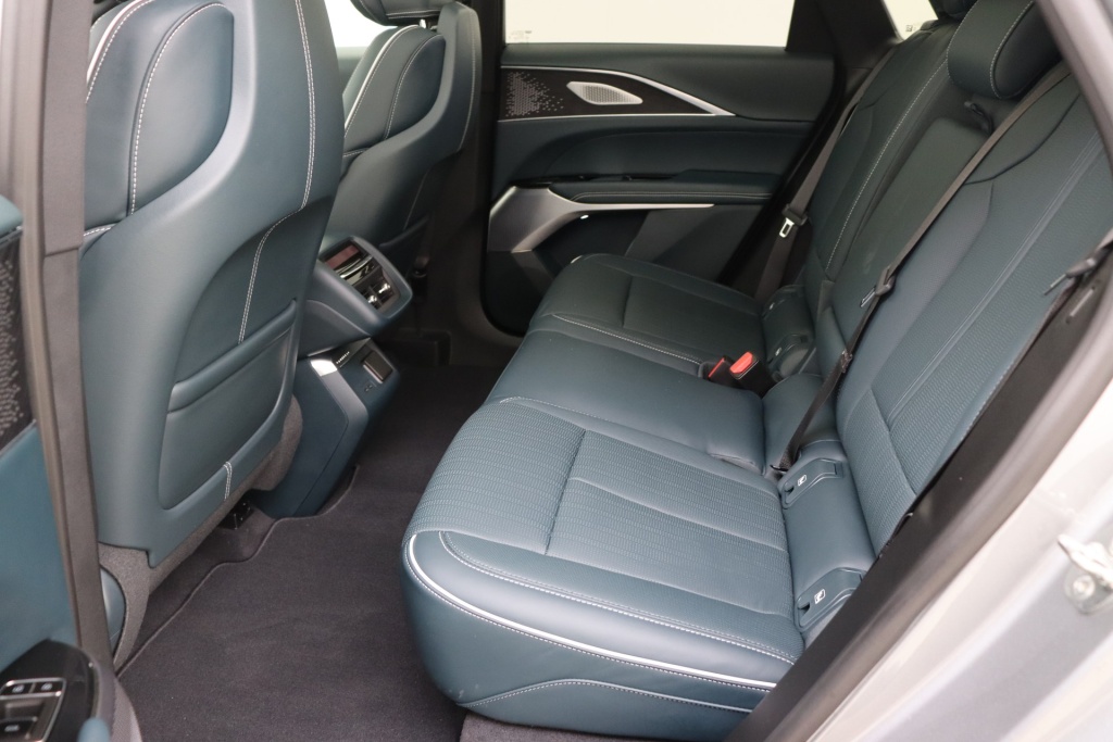 CADILLAC Lyriq Luxury / Pano / Nappa (MY25) EV 102 Kwh Aut AWD - ref: 7-72674 - Photo 16