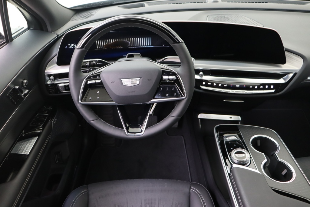 CADILLAC Lyriq Luxury / Pano / (MY25) EV 102 Kwh Aut AWD - ref: 7-72678 - Photo 11