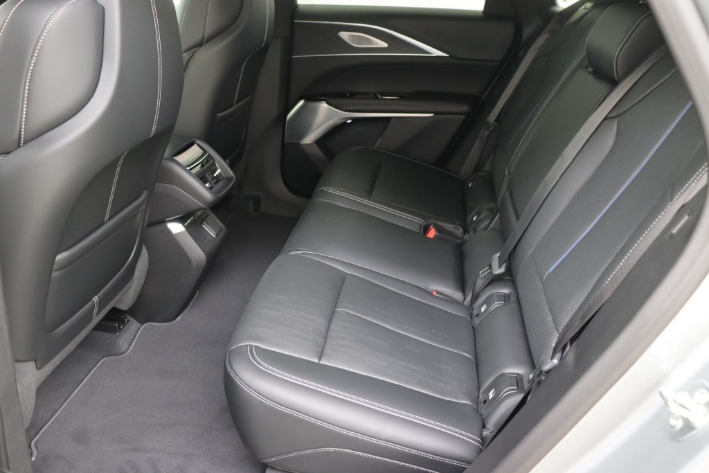 CADILLAC Lyriq Luxury / Pano / (MY25) EV 102 Kwh Aut AWD - ref: 7-72679 - Photo 16