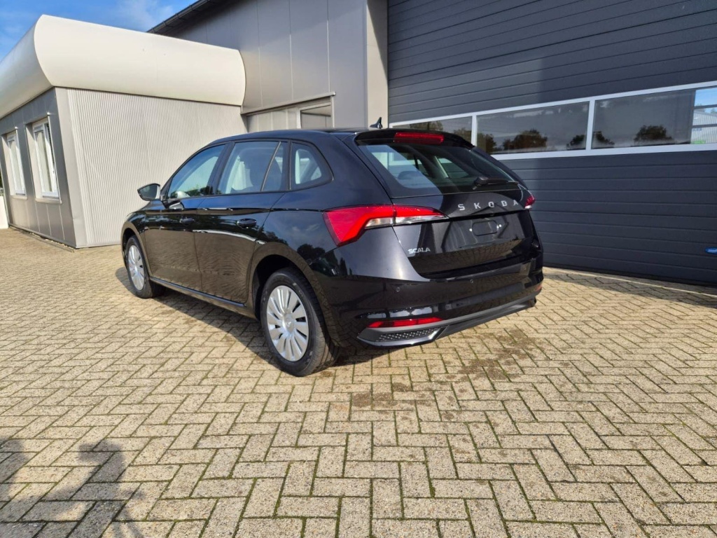 SKODA Scala Selection 1.0 Gasoline 116hp DSG - ref: 7-73018 - Photo 3