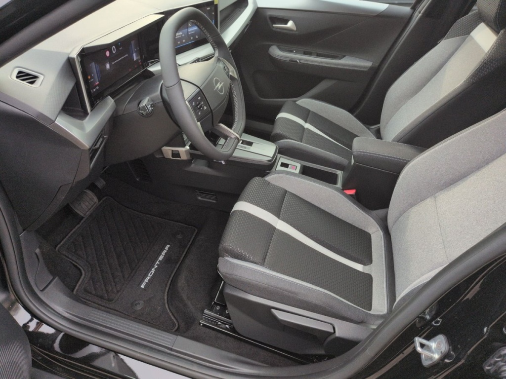 OPEL Frontera GS 1.2 Full-Hybrid 145 e-DCT6 - ref: 7-73094 - Photo 4