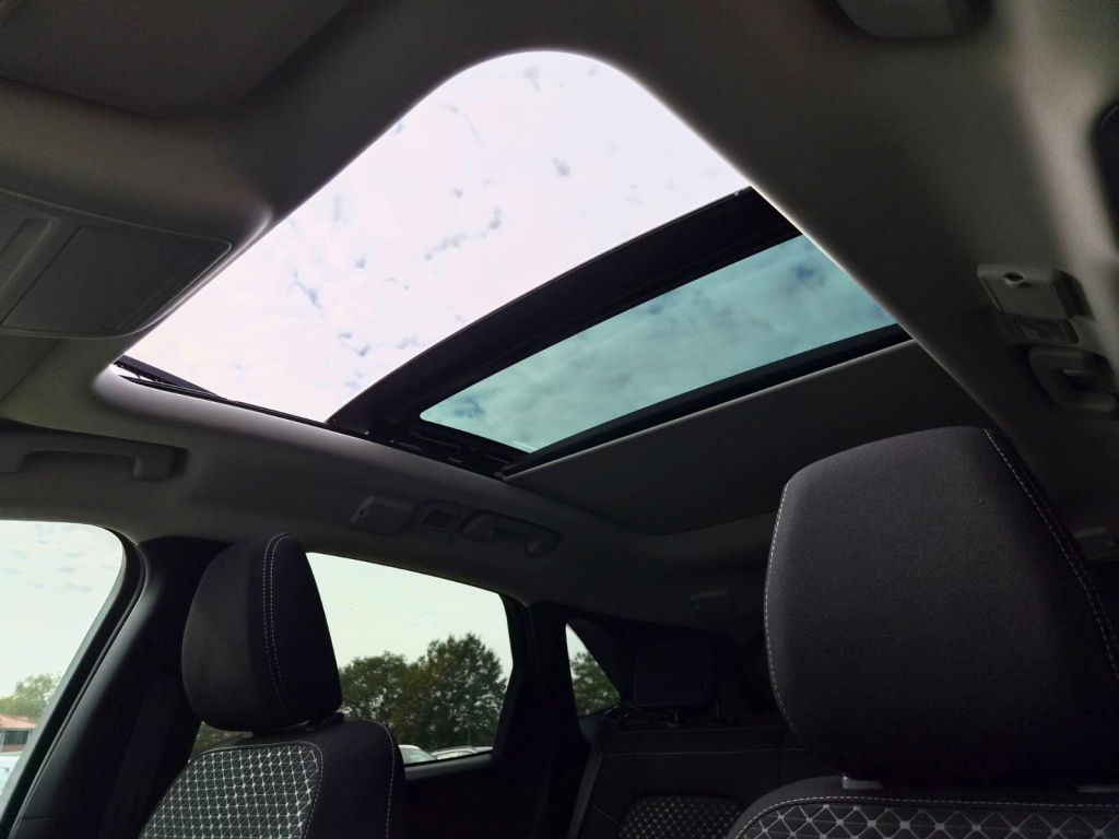 FORD Kuga Titanium 2.5 Plug-in Hybrid Gasoline 242hp - ref: 7-73357 - Photo 10