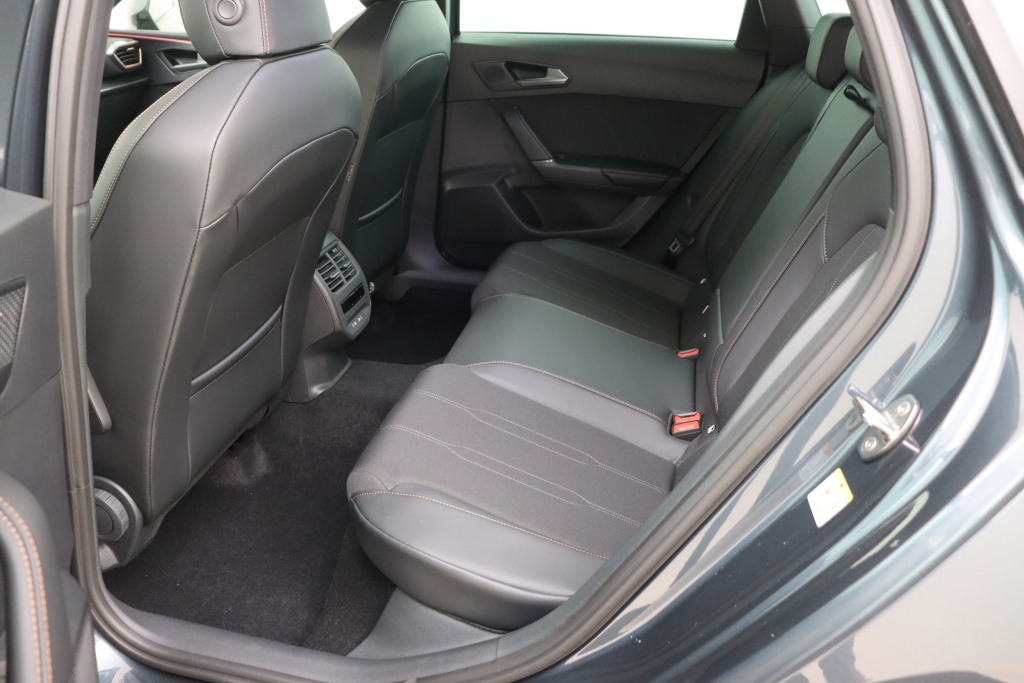 CUPRA Leon Sportstourer Impulse Light 1,5 eTSI 150 hp DSG7 - ref: 7-73445 - Photo 16