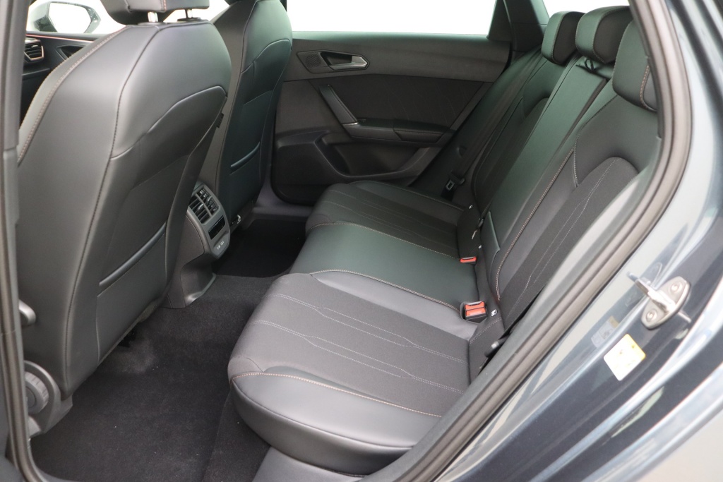 CUPRA Leon Sportstourer Impulse 1,5 eTSI 150 hp DSG7 - ref: 7-73446 - Photo 16
