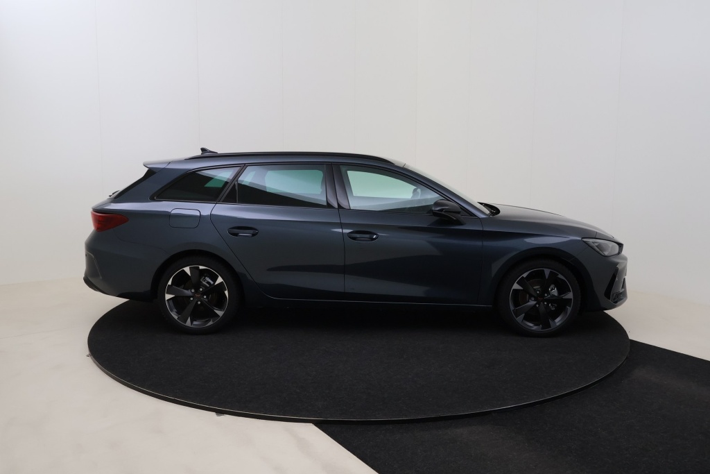 CUPRA Leon Sportstourer Impulse 1,5 eTSI 150 hp DSG7 - ref: 7-73446 - Photo 4