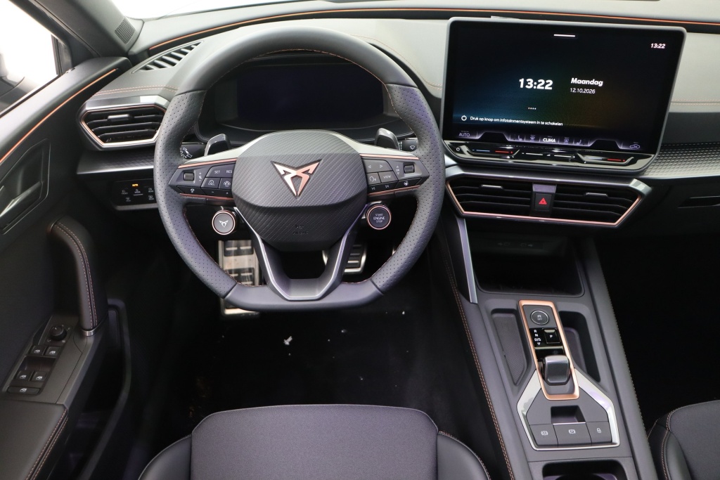 CUPRA Leon Sportstourer Impulse 1,5 eTSI 150 hp DSG7 - ref: 7-73448 - Photo 11