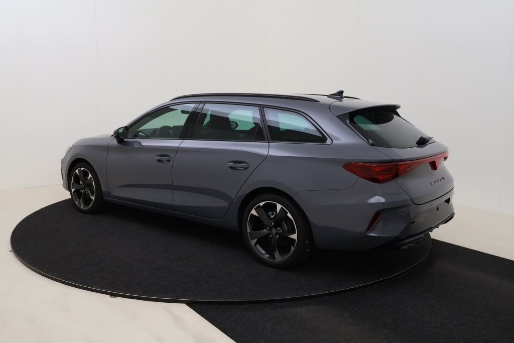 CUPRA Leon Sportstourer Impulse 1,5 eTSI 150 hp DSG7 - ref: 7-73448 - Photo 8