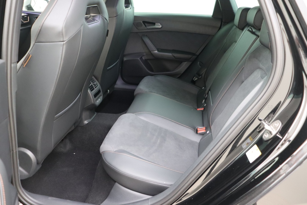 CUPRA Leon Sportstourer Impulse Plus 1,5 eTSI 150 hp DSG7 - ref: 7-73450 - Photo 16