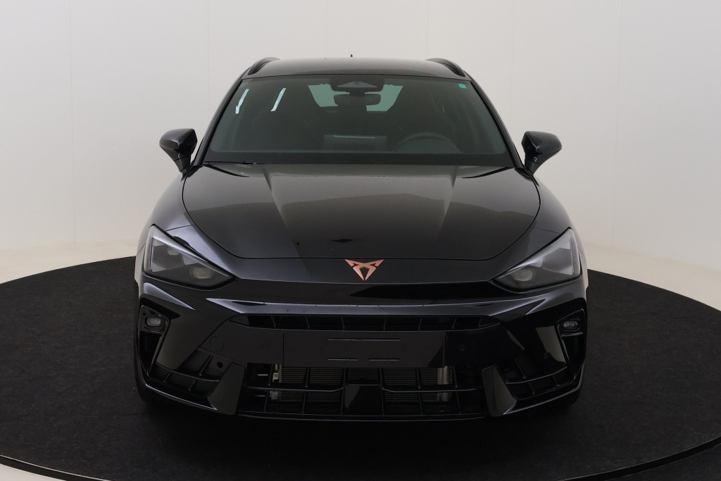 CUPRA Leon Sportstourer Impulse Plus 1,5 eTSI 150 hp DSG7 - ref: 7-73450 - Photo 2