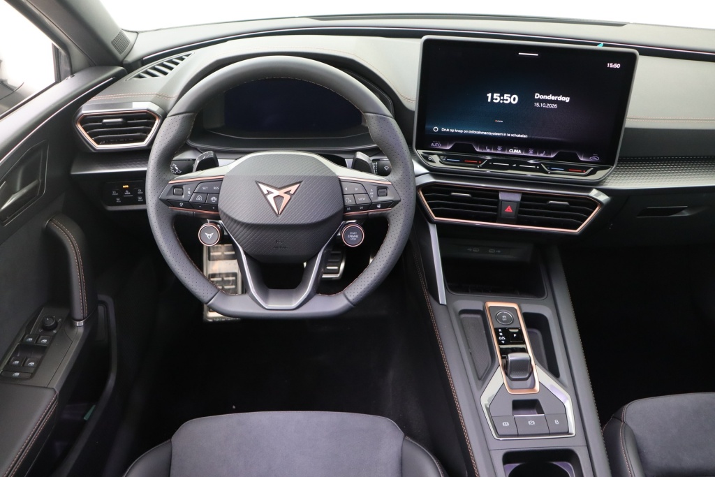 CUPRA Leon Sportstourer Impulse Plus 1,5 eTSI 150 hp DSG7 - ref: 7-73451 - Photo 11