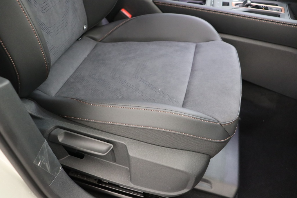 CUPRA Leon Sportstourer Impulse Plus 1,5 eTSI 150 hp DSG7 - ref: 7-73451 - Photo 15