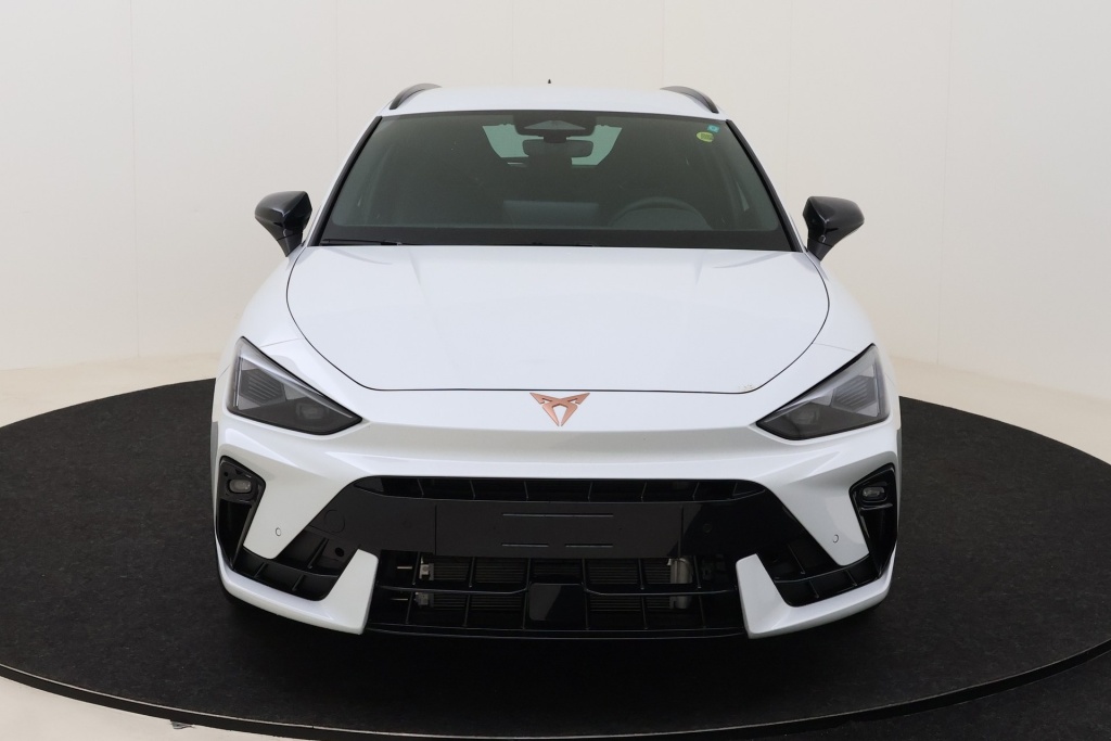 CUPRA Leon Sportstourer Impulse e-HYBRID 1,5 e-hybrid 204 hp DSG6 - ref: 7-73456 - Photo 2