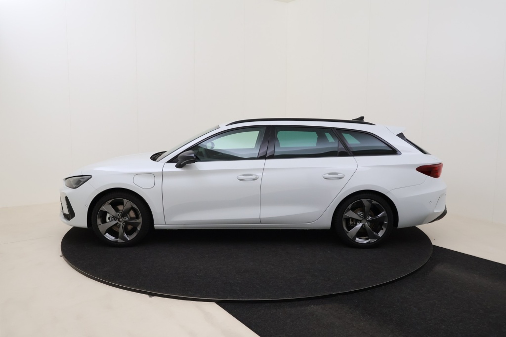 CUPRA Leon Sportstourer Impulse e-HYBRID 1,5 e-hybrid 204 hp DSG6 - ref: 7-73456 - Photo 9