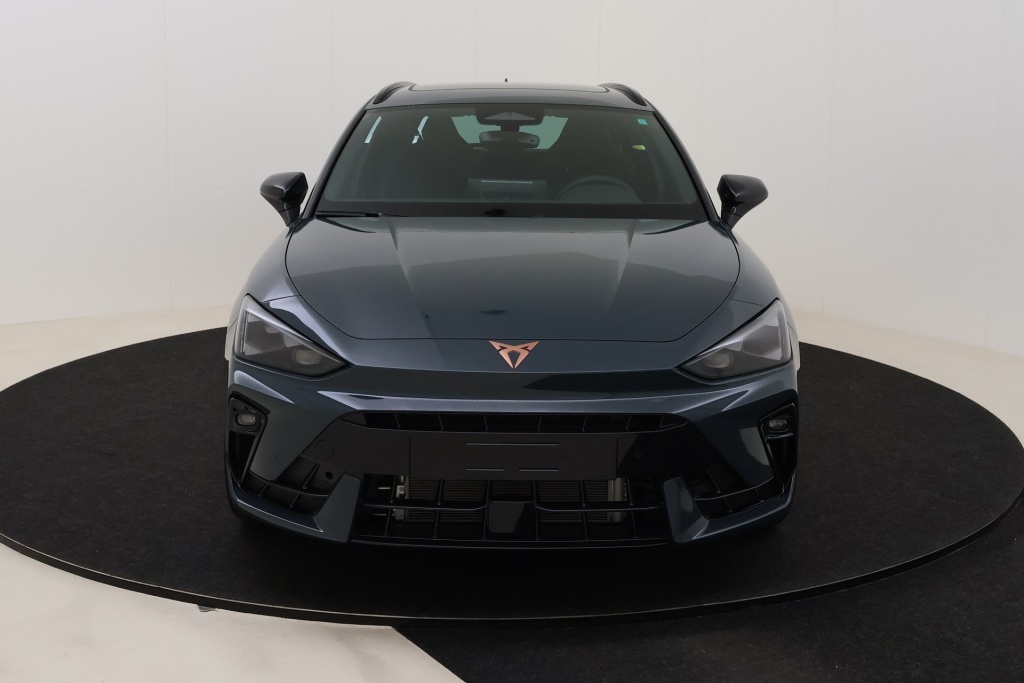 CUPRA Leon Sportstourer Impulse Plus 1,5 eTSI 150 hp DSG7 - ref: 7-73549 - Photo 2