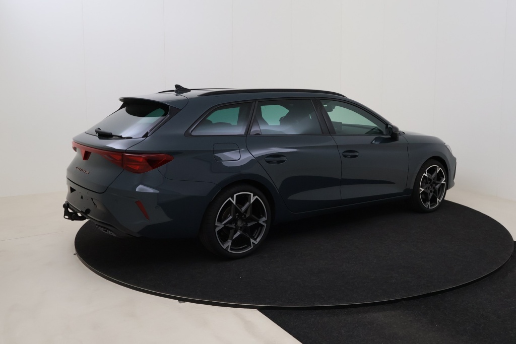 CUPRA Leon Sportstourer Impulse Plus 1,5 eTSI 150 hp DSG7 - ref: 7-73549 - Photo 5