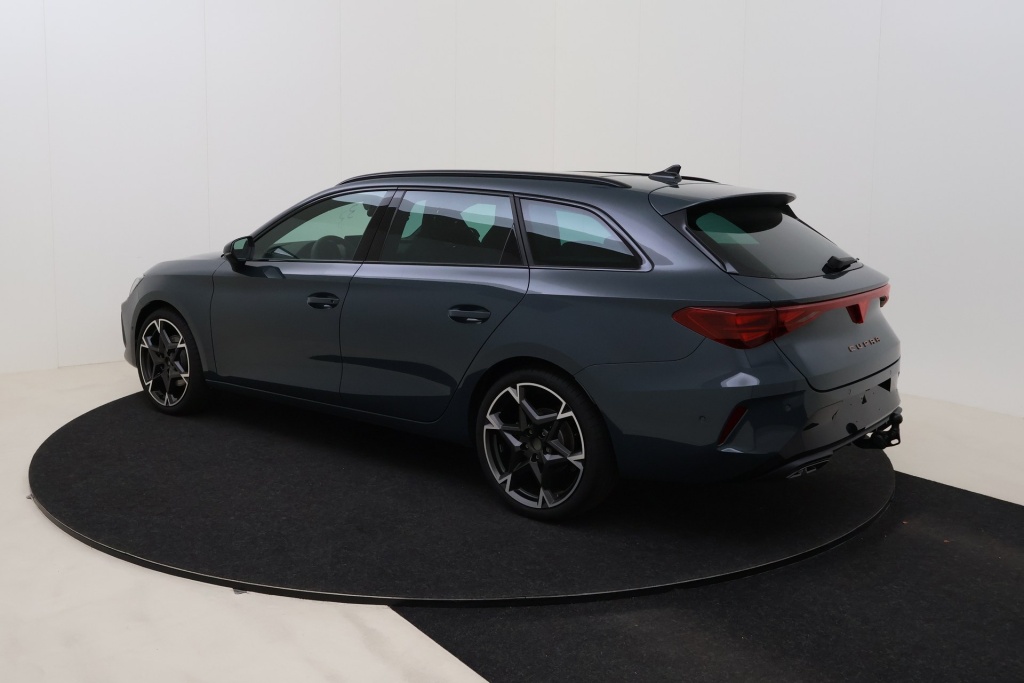 CUPRA Leon Sportstourer Impulse Plus 1,5 eTSI 150 hp DSG7 - ref: 7-73549 - Photo 8