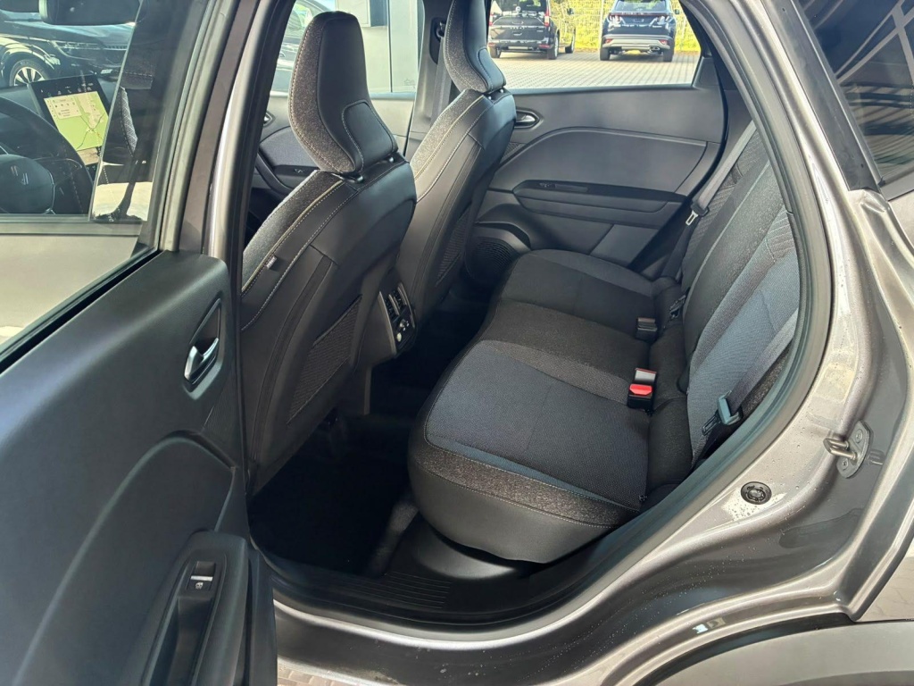 RENAULT Captur Techno TCe 90 1.0 Turbo 6-MT - ref: 7-73729 - Photo 6