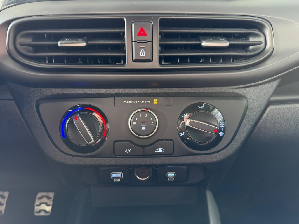 HYUNDAI i10 N-Line MPI 1.2 79PS - ref: 7-74251 - Photo 17