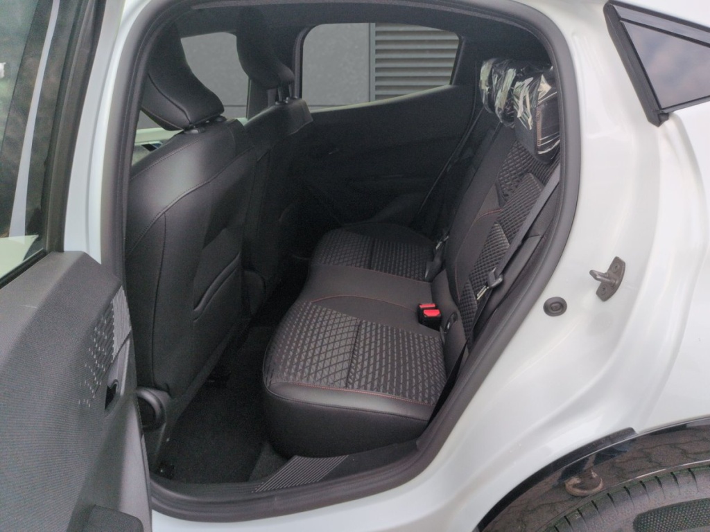 RENAULT Clio Techno TCe 115 - ref: 7-74284 - Photo 6
