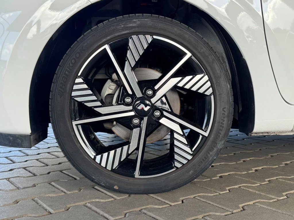 HYUNDAI i10 N-Line MPI 1.2 79PS - ref: 7-74440 - Photo 9