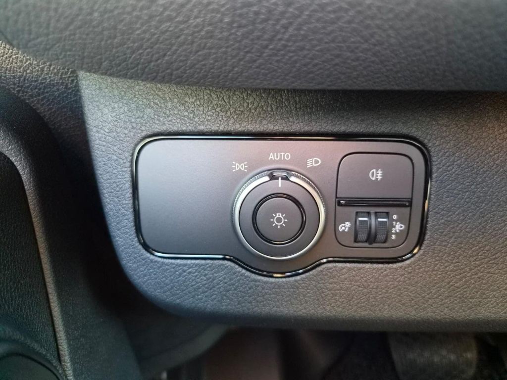 MERCEDES Sprinter L2H2 2.0 Diesel 170hp - ref: 7-74480 - Photo 16