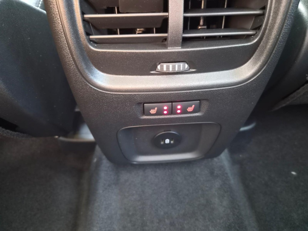 FORD Kuga Titanium 2.5 Plug-in Hybrid Gasoline 242hp - ref: 7-74482 - Photo 15