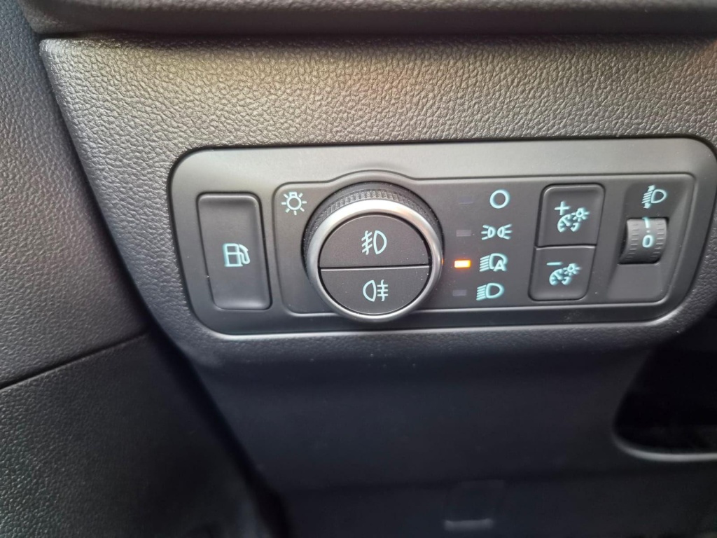 FORD Kuga Titanium 2.5 Plug-in Hybrid Gasoline 242hp - ref: 7-74482 - Photo 18