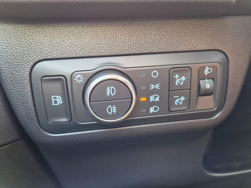 FORD Kuga Titanium 2.5 Plug-in Hybrid Gasoline 242hp - ref: 7-74483 - Photo 17