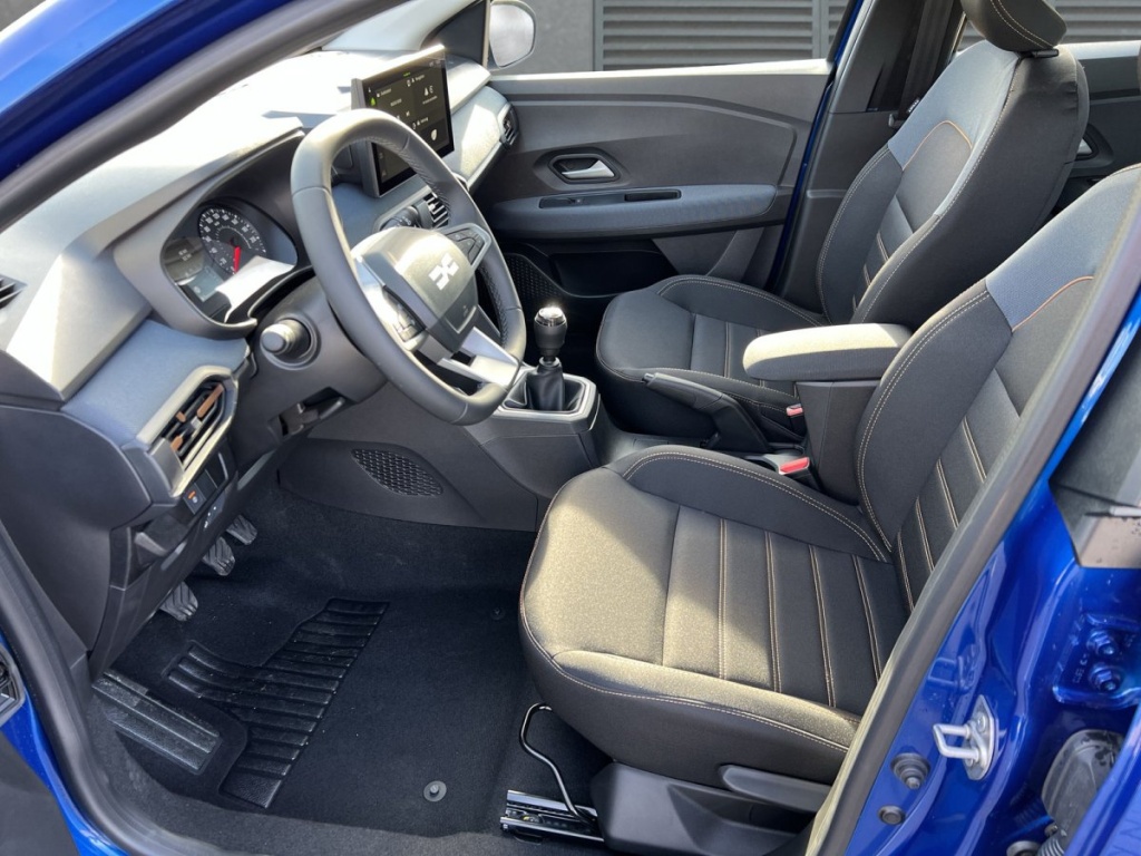 DACIA Sandero Expression TCe 110 - ref: 7-74491 - Photo 4