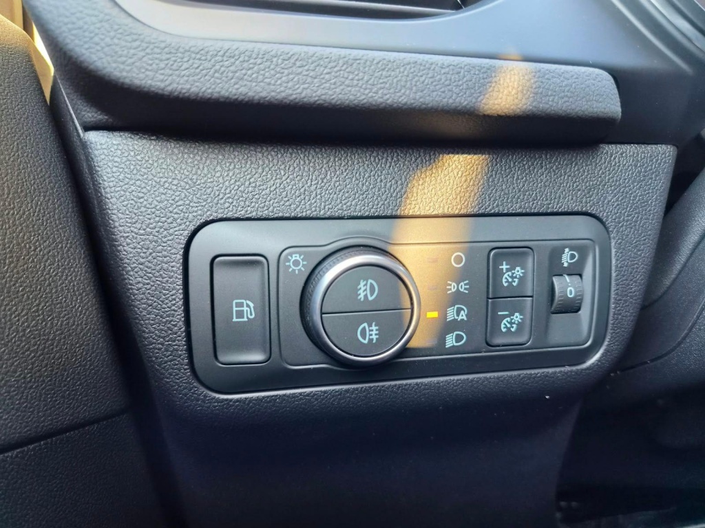 FORD Kuga Titanium 2.5 Plug-in Hybrid Gasoline 242hp - ref: 7-74553 - Photo 17
