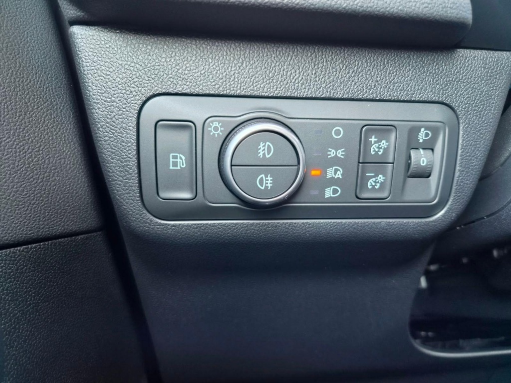 FORD Kuga Titanium 2.5 Plug-in Hybrid Gasoline 242hp - ref: 7-74554 - Photo 17