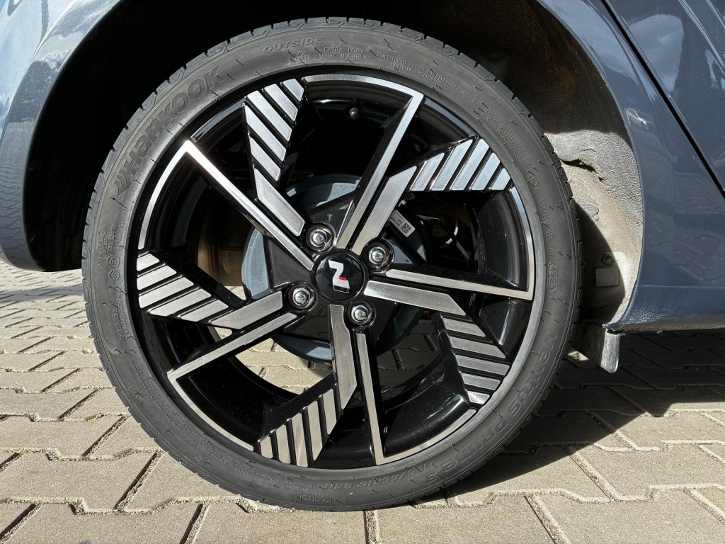 HYUNDAI i10 N-Line MPI 1.2 79PS - ref: 7-74737 - Photo 12