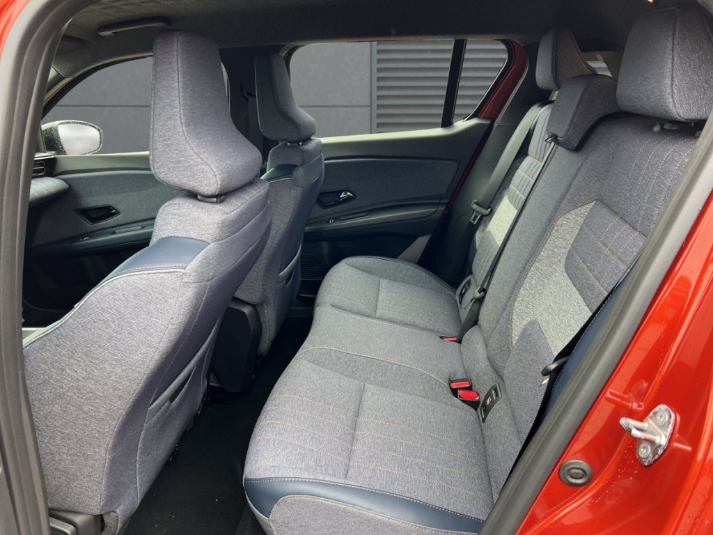 RENAULT R4 Techno E-Tech 150 Comfort Range - ref: 7-75137 - Photo 6