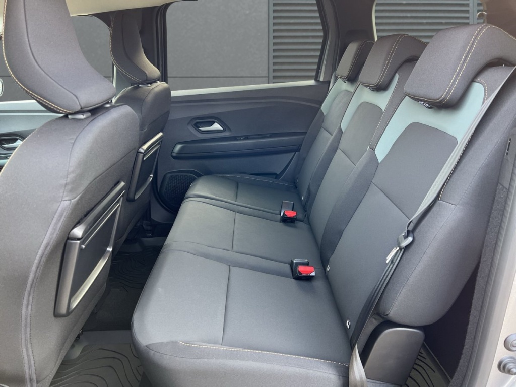 DACIA Jogger Extreme 7-S TCe 110 - ref: 7-75263 - Photo 6