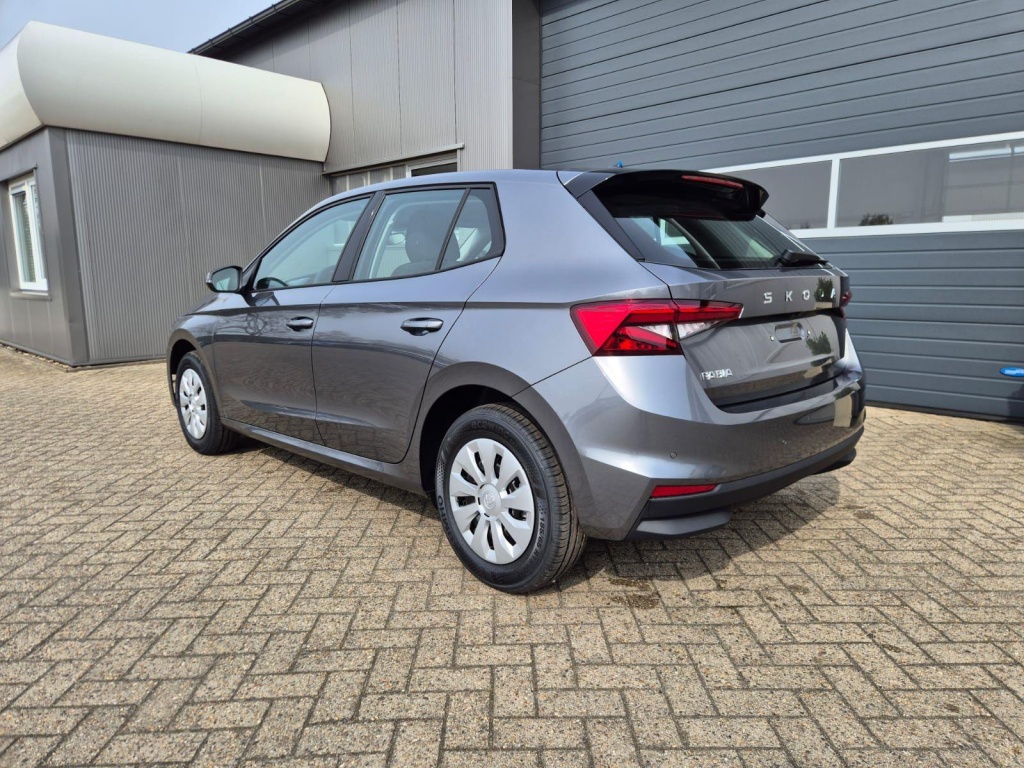 SKODA Fabia Selection 1.0 Gasoline 95hp - ref: 7-75573 - Photo 3